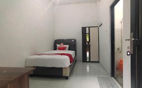 OYO 90157 Griya Andon Syariah