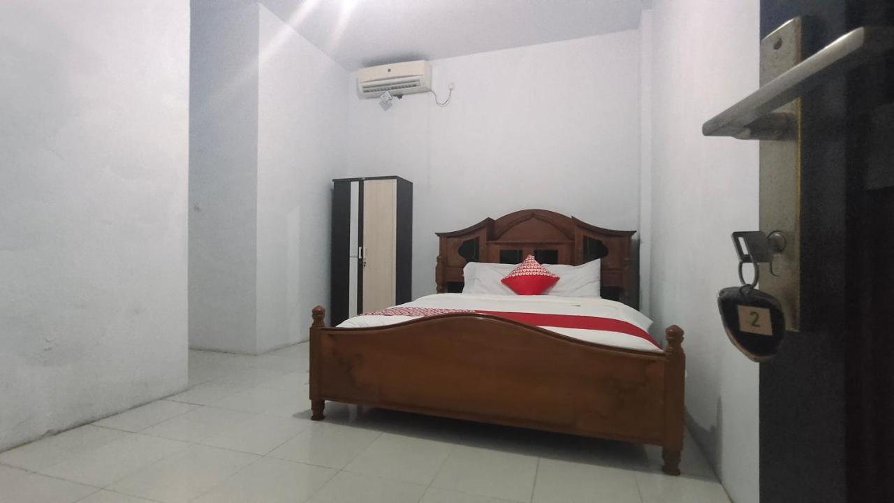 OYO 90157 Griya Andon Syariah Hotel Cirebon Bagian luar foto