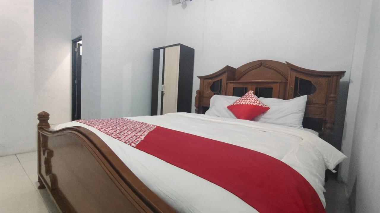 OYO 90157 Griya Andon Syariah Hotel Cirebon Bagian luar foto
